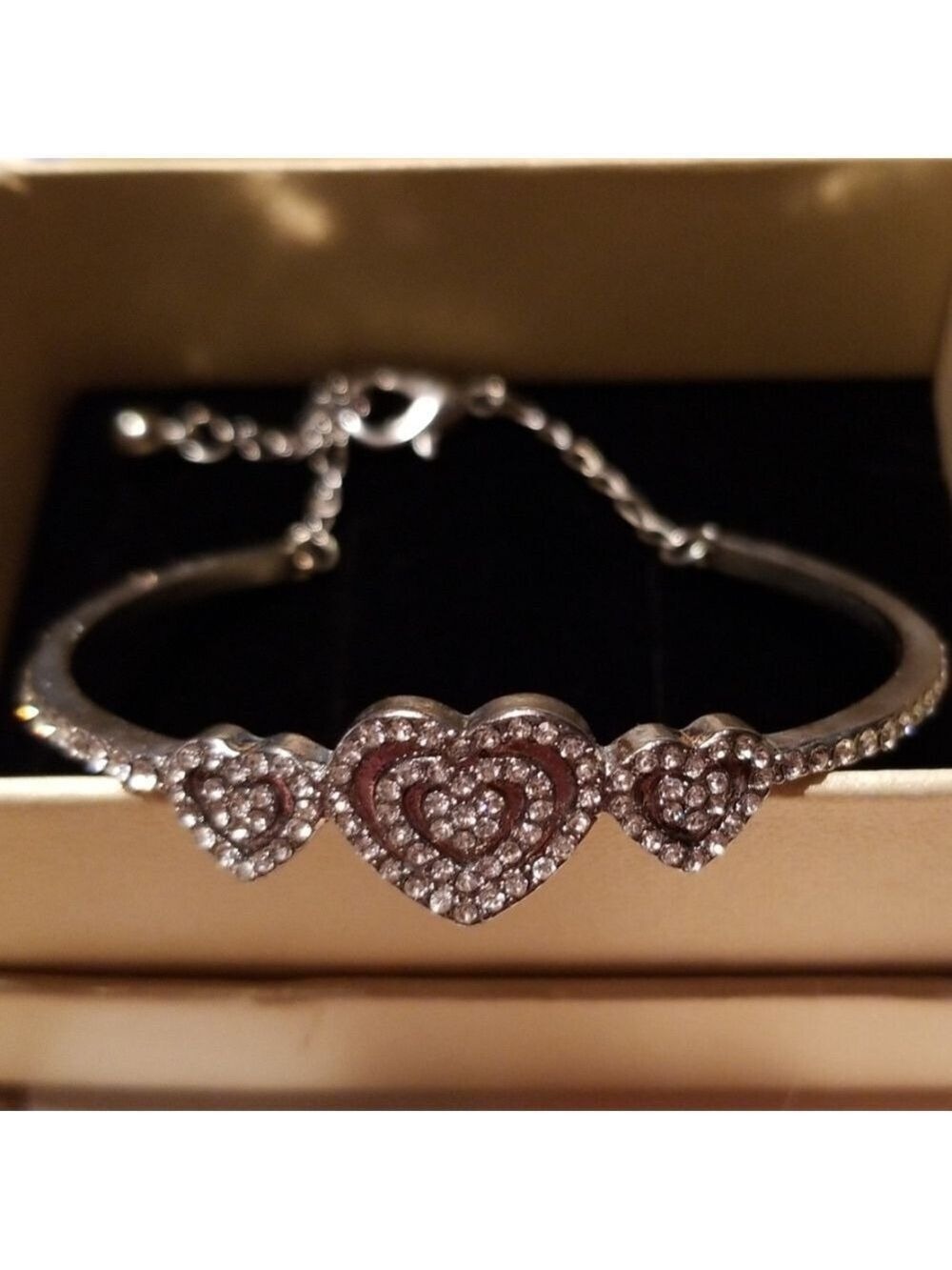 CRYSTAL HEARTS BANGLE BRACELET LADIES STERLING SILVER 8 INCH